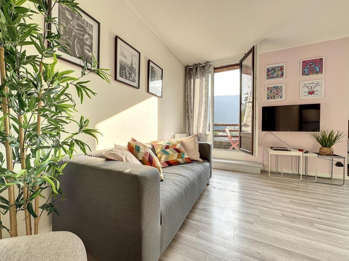 Charmant Appartement Avec Terrasse Parking Ispagnac Esterno foto